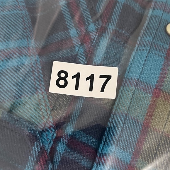 NWT Ariat L Blue Green Casual Retro Fit Plaid Pearl Button Snap Flannel Shirt - Picture 8 of 8